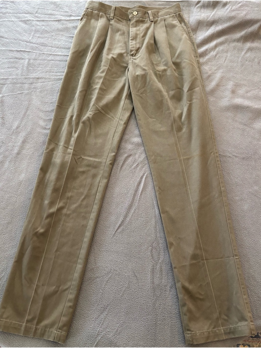 Wrangler Riata Men's Beige Pleated Twill Cotton Dress Pants Regular Fit 31x34